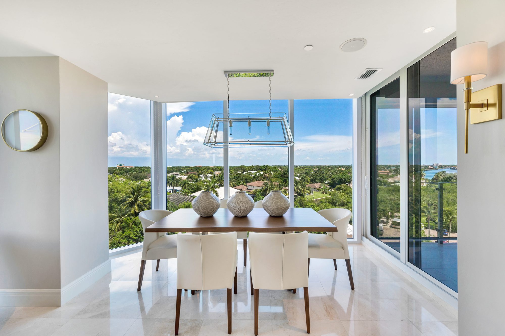 Interior real estate photo by NaplesArchMedia