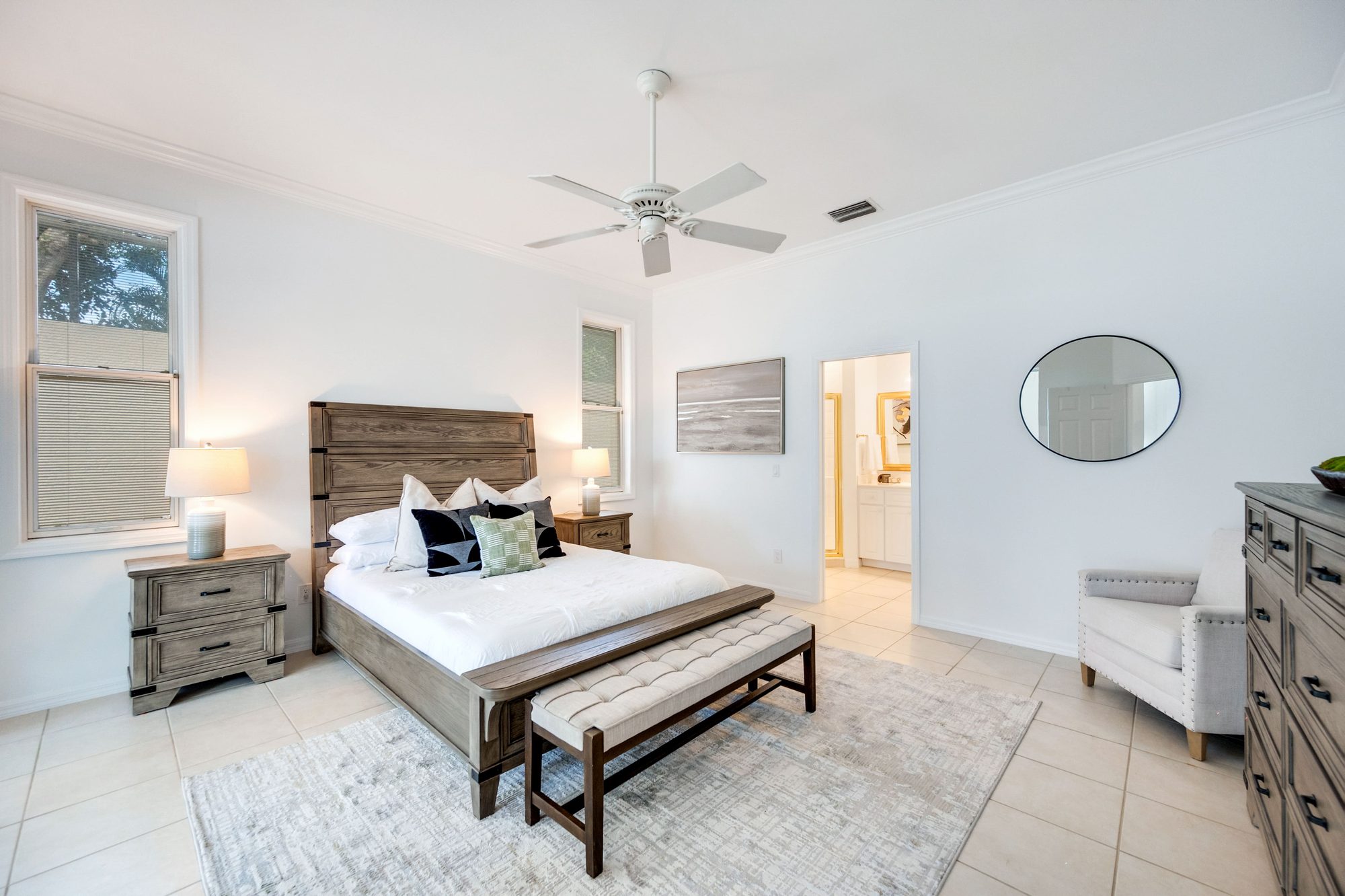 Interior real estate photo by NaplesArchMedia