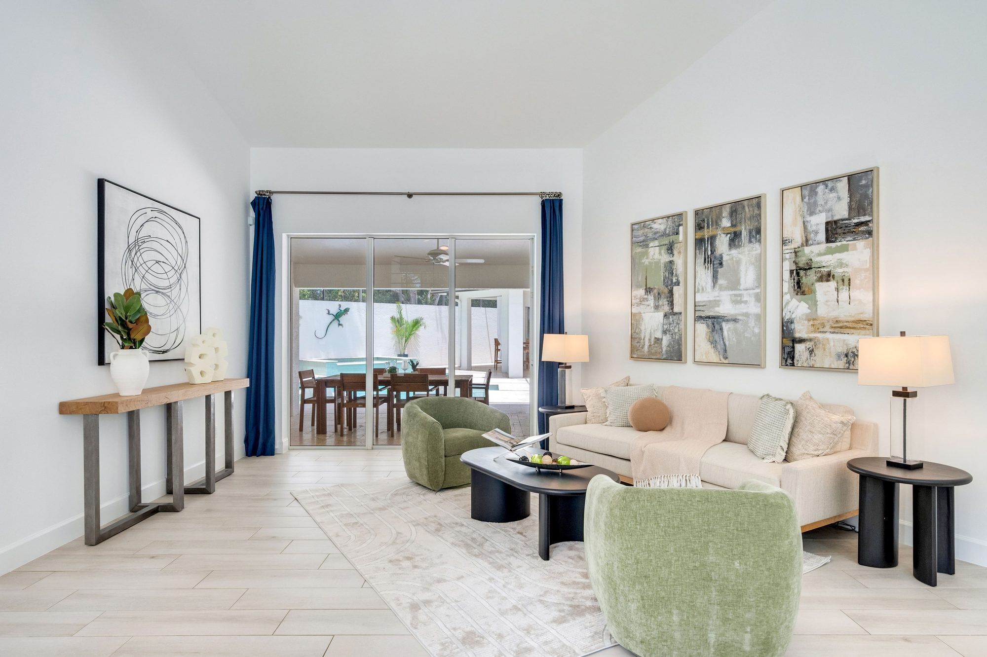 Interior real estate photo by NaplesArchMedia