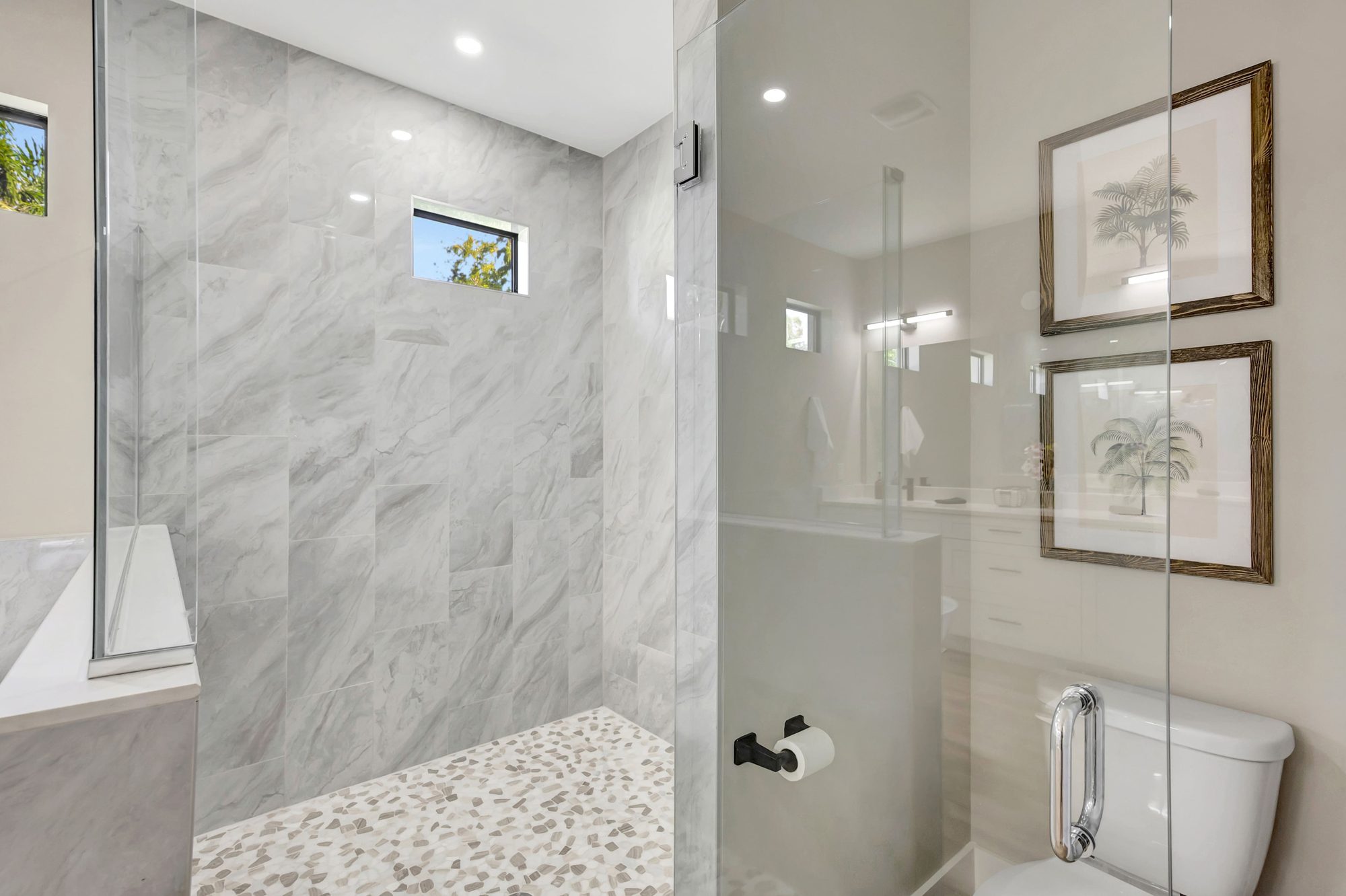 Interior real estate photo by NaplesArchMedia