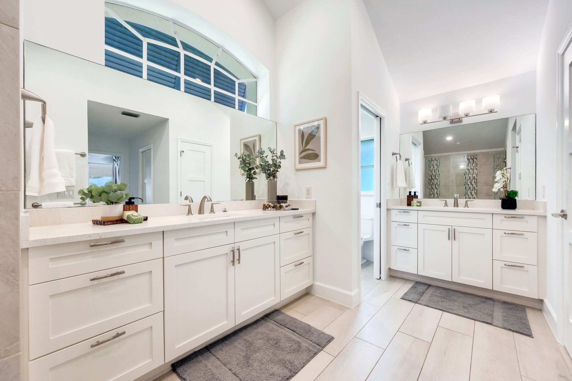 Interior real estate photo by NaplesArchMedia