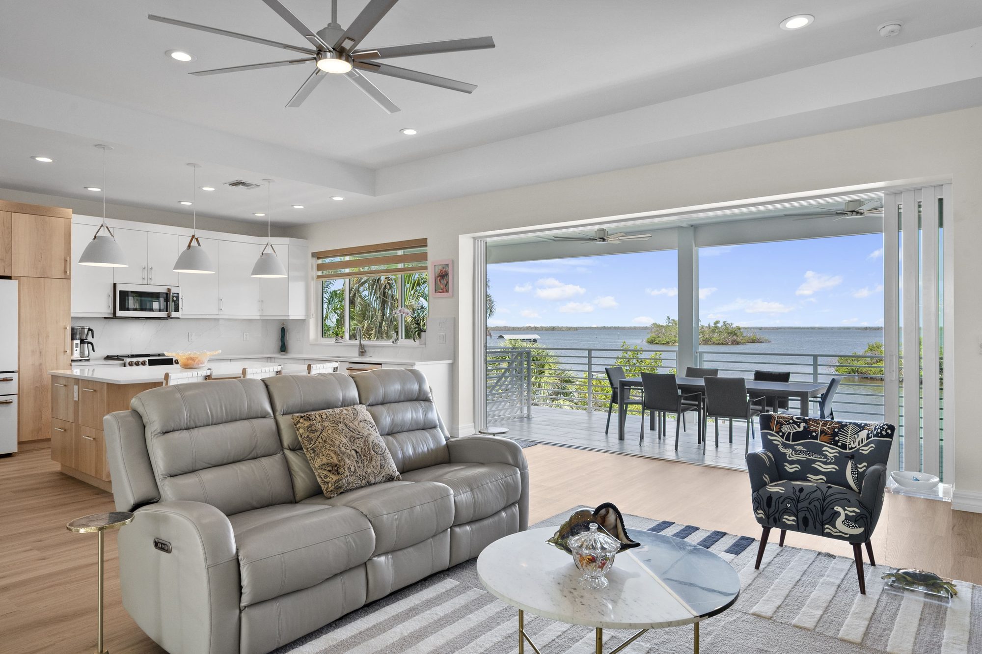 Interior real estate photo by NaplesArchMedia