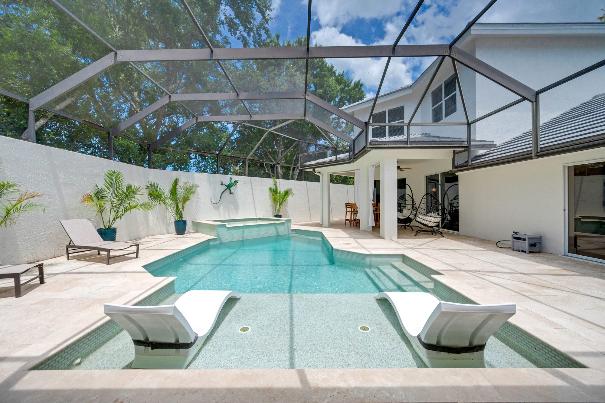 Architectural exterior photo by NaplesArchMedia